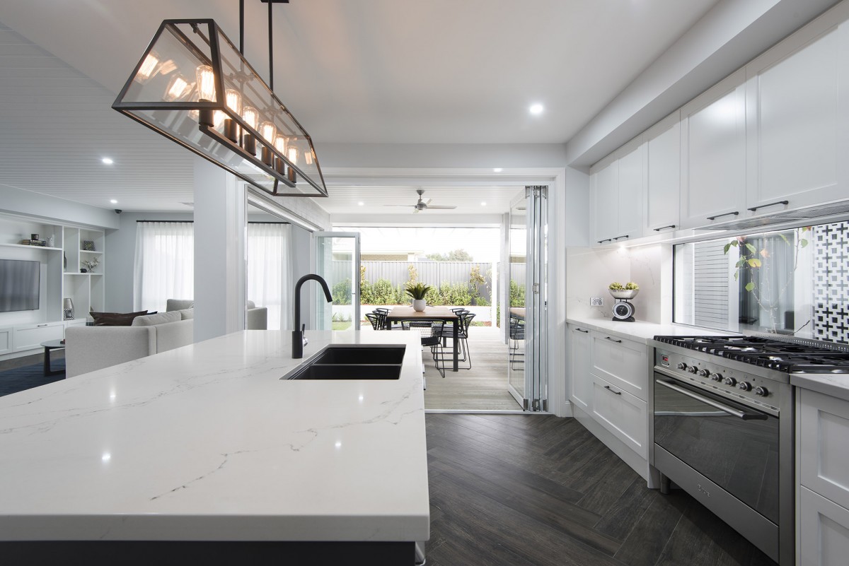 13884 170515CalderwoodHamptonsFacade002